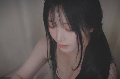 深夜电台里的温柔回响，林暮色音声缺失的声音世界
