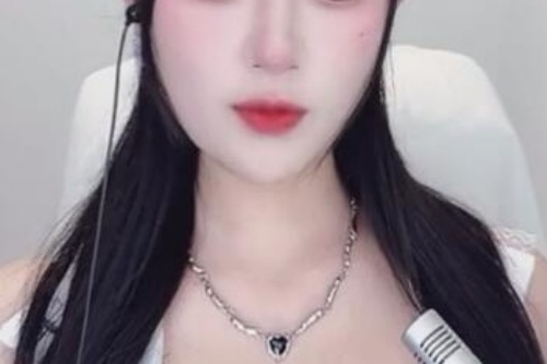 雨天的温暖,一个学生的善意与音乐的力量