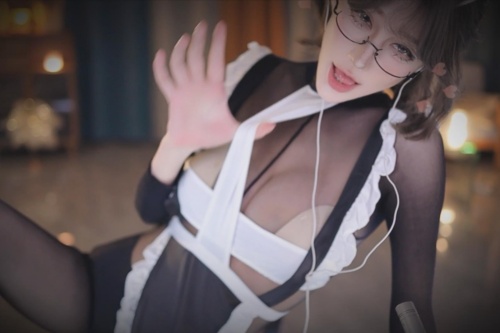 小小奶瓶儿jk，温馨与艺术的融合